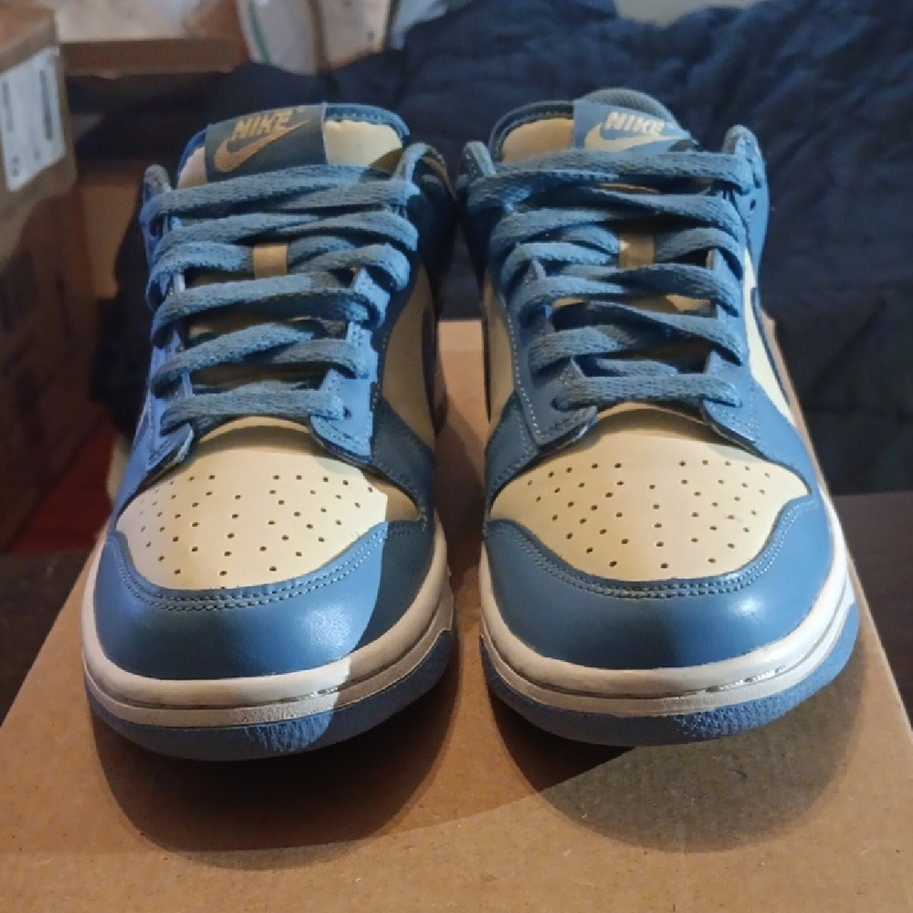 Nike Dunk Low (GS) "Blue Beyond Beach" Mens 7Y Girls 8.5 EUC - Picture 4 of 9